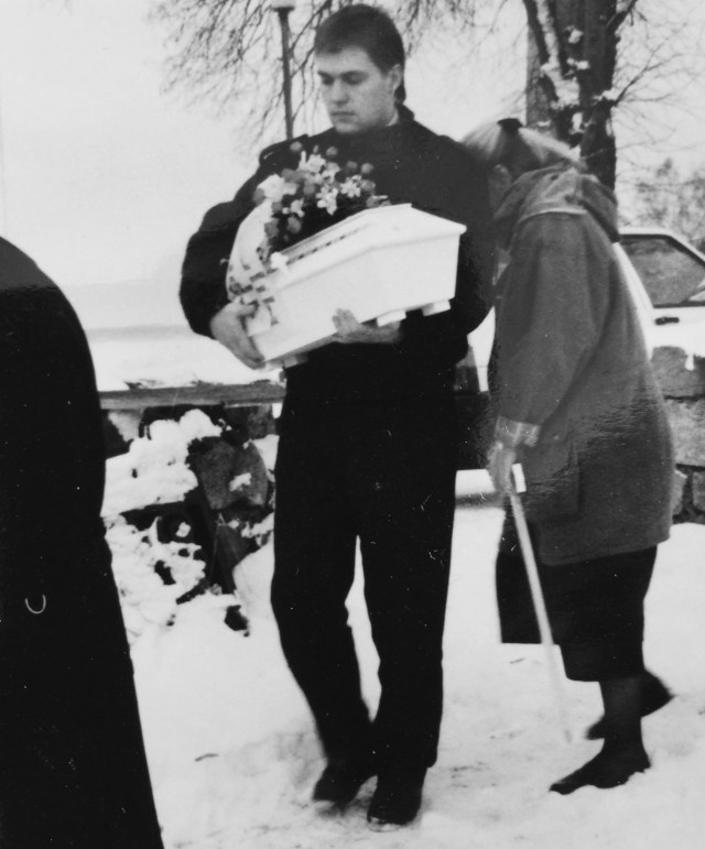 Det eneste kirkelige rituale barnet mitt fikk var en begravelse. 